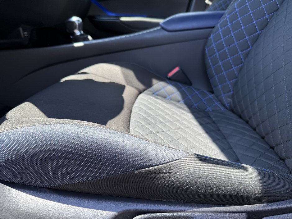 Camions Toyota C-HR XLE Premium 2021-10
