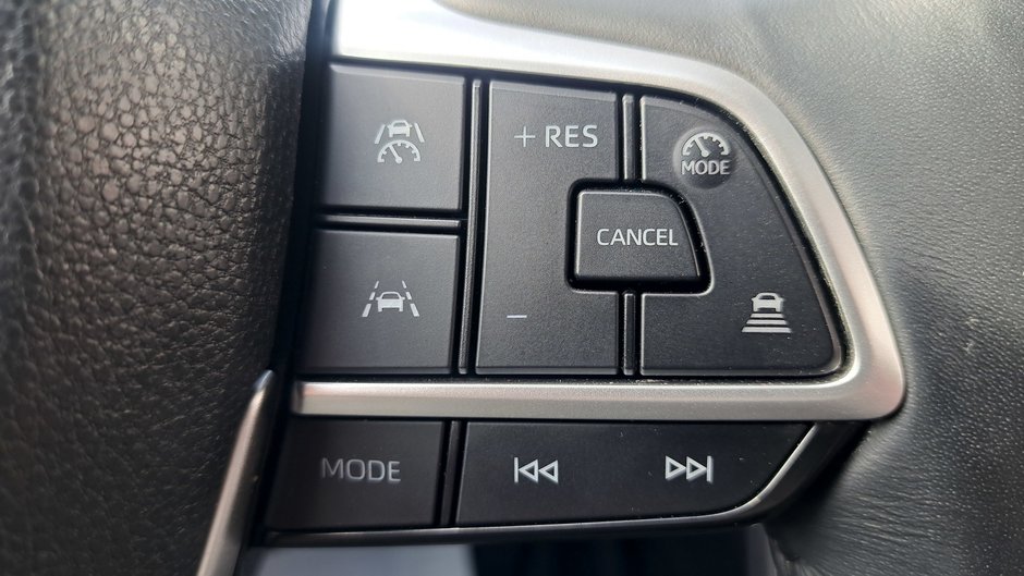 2024 Camions Toyota Grand Highlander XLE hybride-12