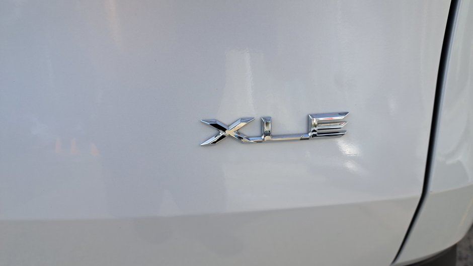 2024 Camions Toyota Grand Highlander XLE hybride-47