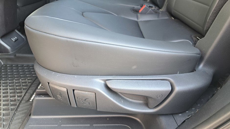 2024 Camions Toyota Highlander XLE-31