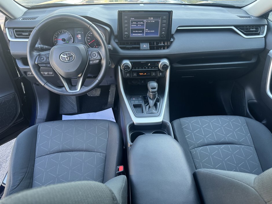 Toyota RAV4 XLE 2021-5