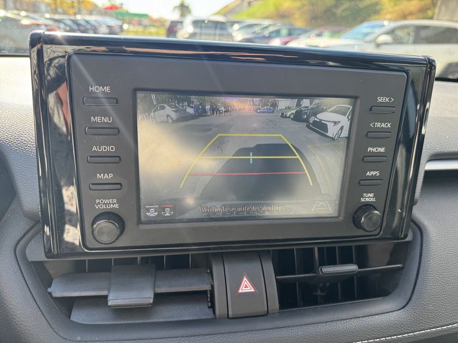 Toyota RAV4 XLE 2021-13