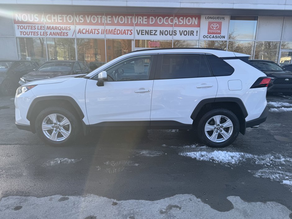 Toyota RAV4 XLE 2021-8