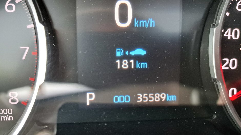 Camions Toyota RAV4 XLE 2022-12