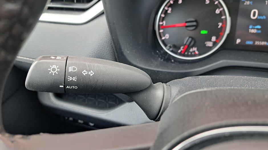 Camions Toyota RAV4 XLE 2022-16