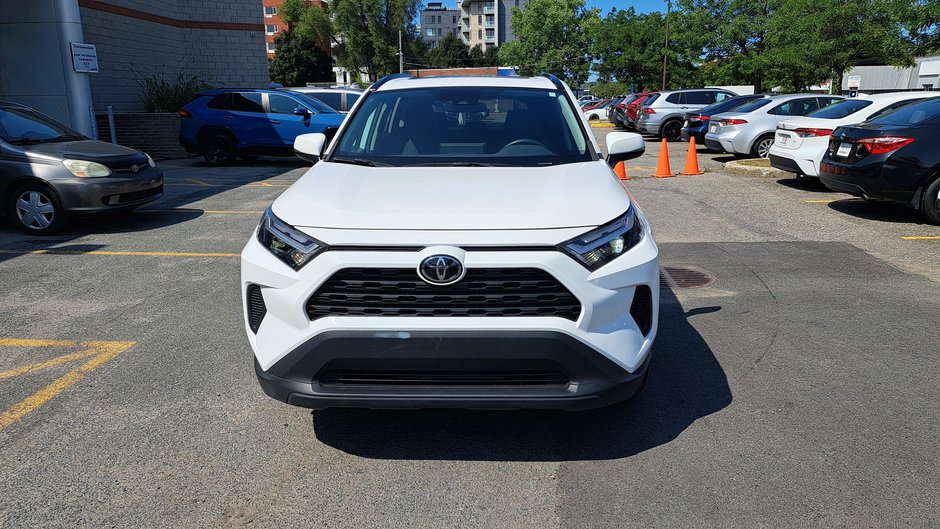 Camions Toyota RAV4 XLE 2022-38