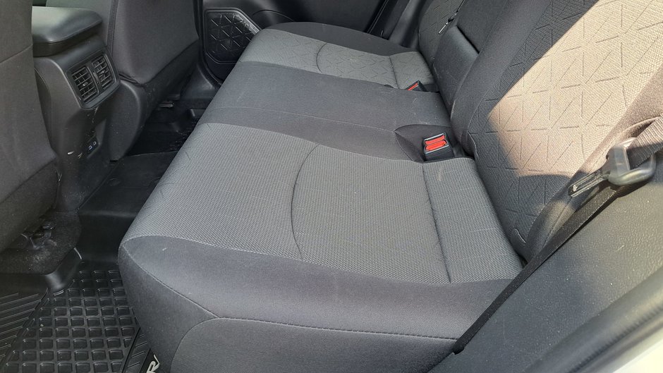 Camions Toyota RAV4 XLE 2022-26