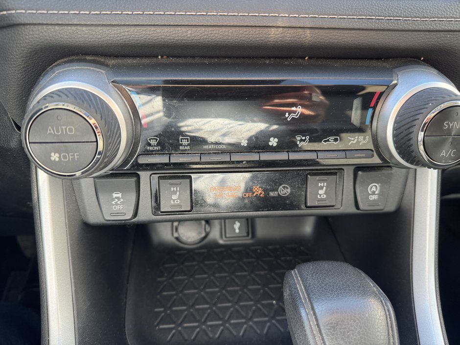 Toyota RAV4 XLE 2022-7