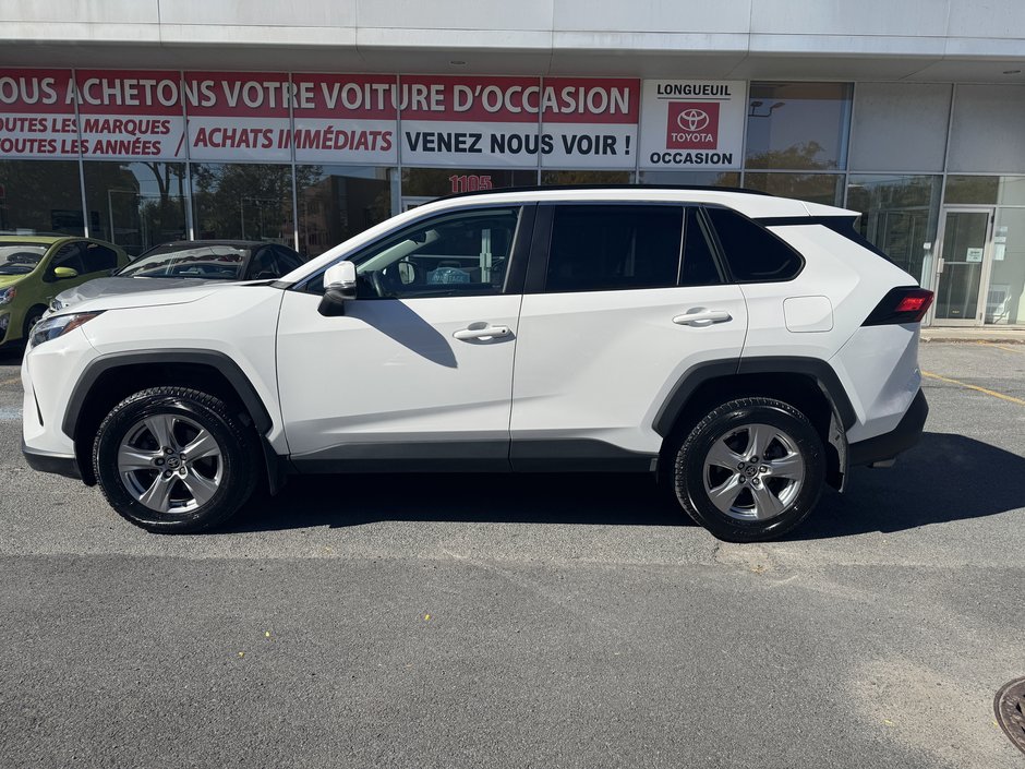 Toyota RAV4 XLE 2022-13