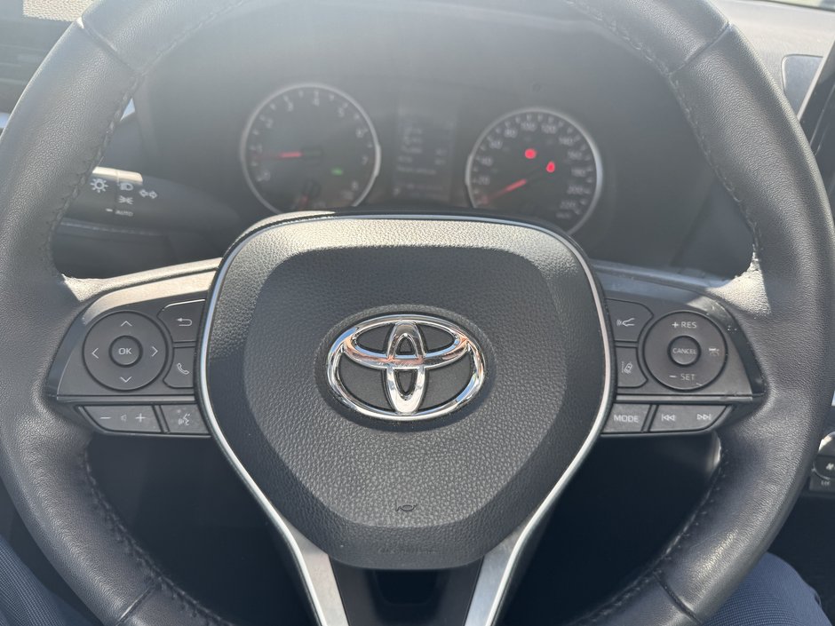 Toyota RAV4 XLE 2022-15