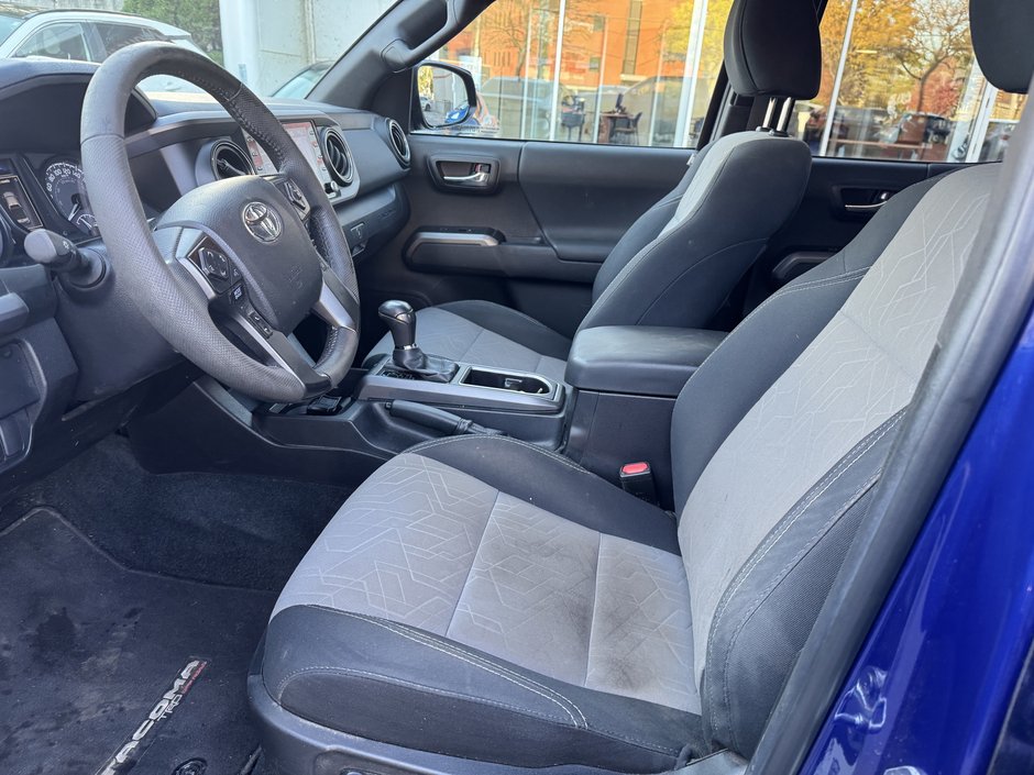 2023 Toyota Tacoma-11