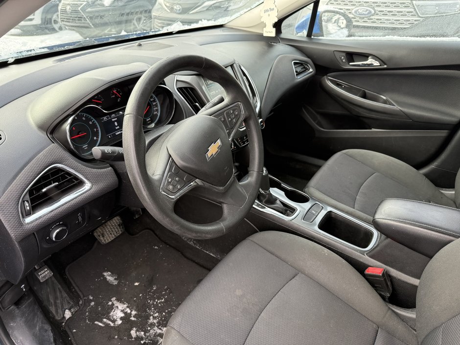 Chevrolet Cruze LT 2018-9