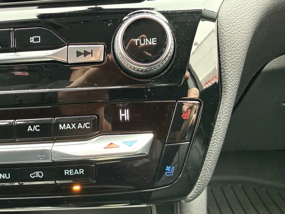 2021 Ford Explorer Limited-28