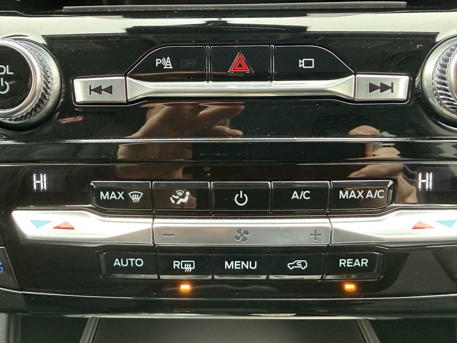 2021 Ford Explorer Limited-27