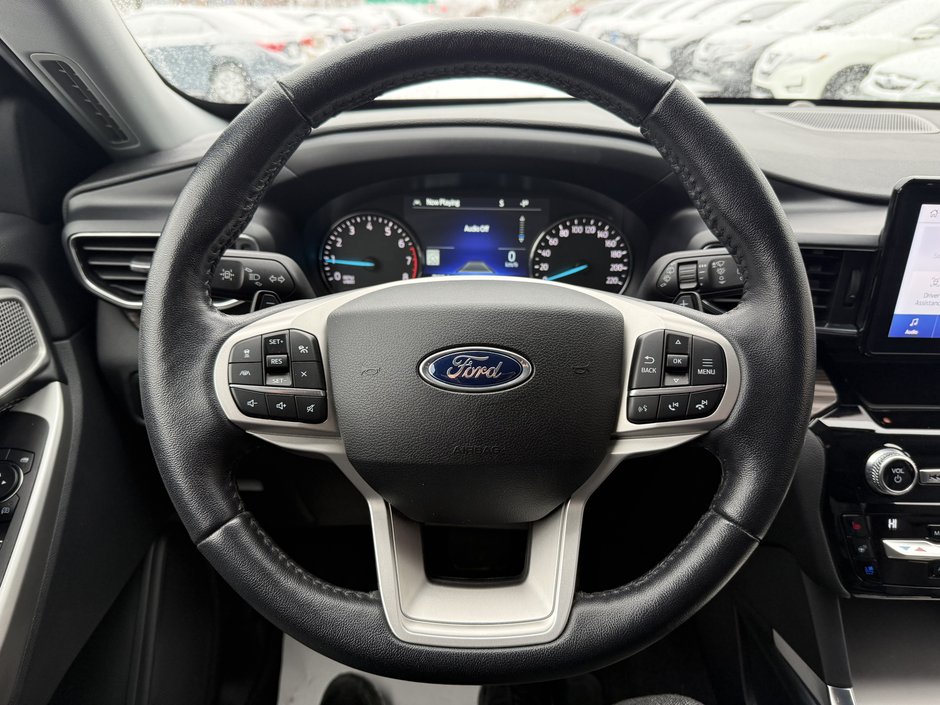 2021 Ford Explorer Limited-13