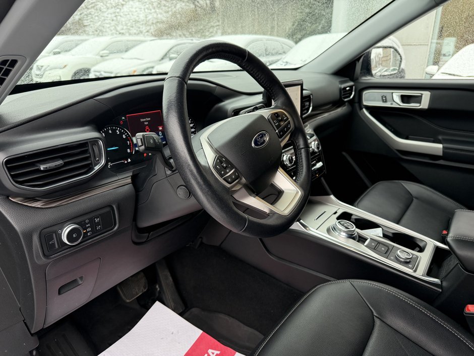 2021 Ford Explorer Limited-12