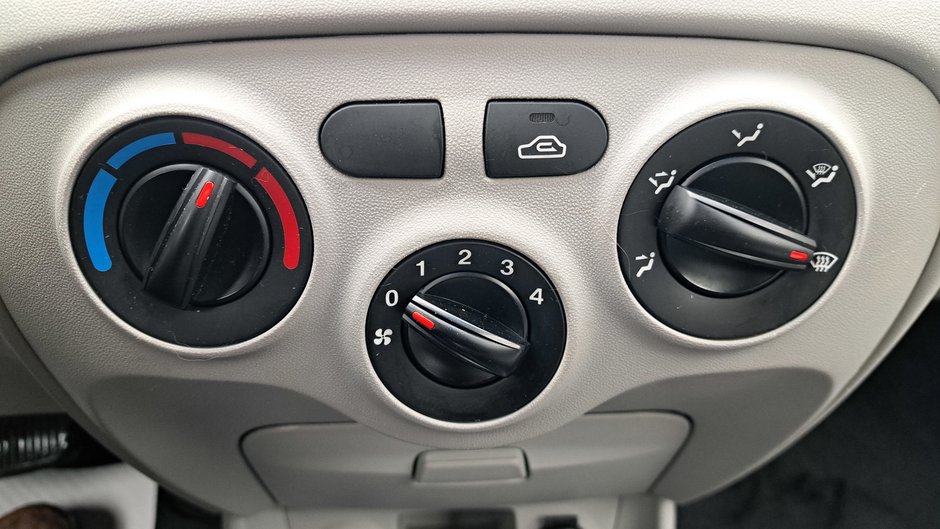 Hyundai Accent Auto GLS 2009-14