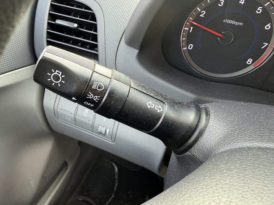 Hyundai Accent L 2012-15