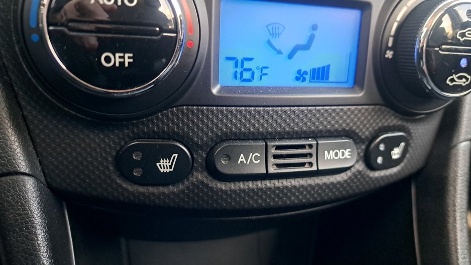 2013 Hyundai Accent GLS-21