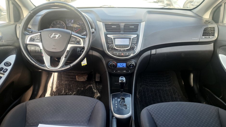 2013 Hyundai Accent GLS-30