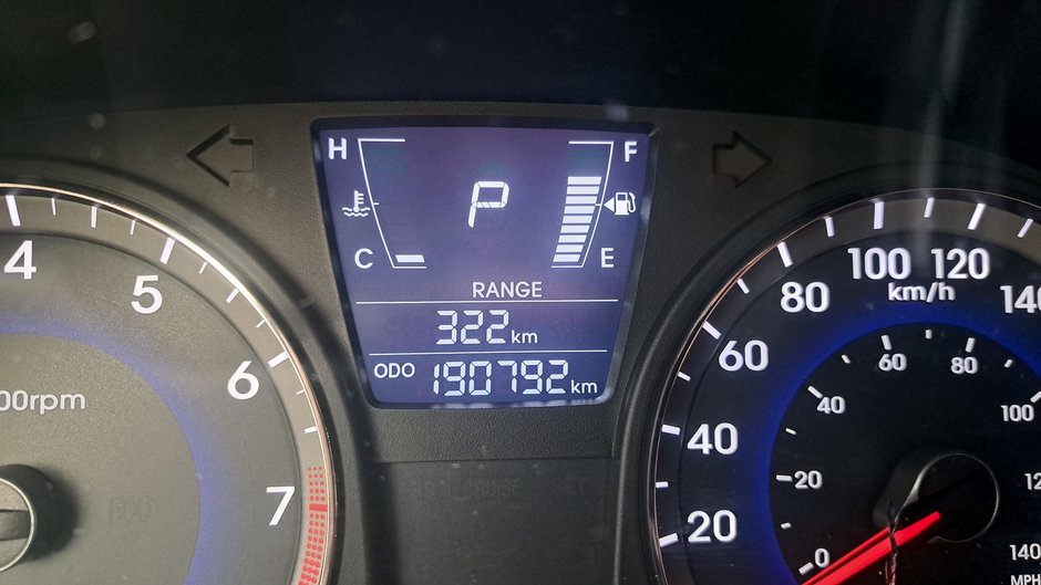 2013 Hyundai Accent GLS-11