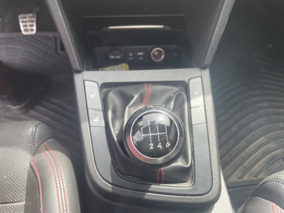 2018 Hyundai Elantra Sport-14