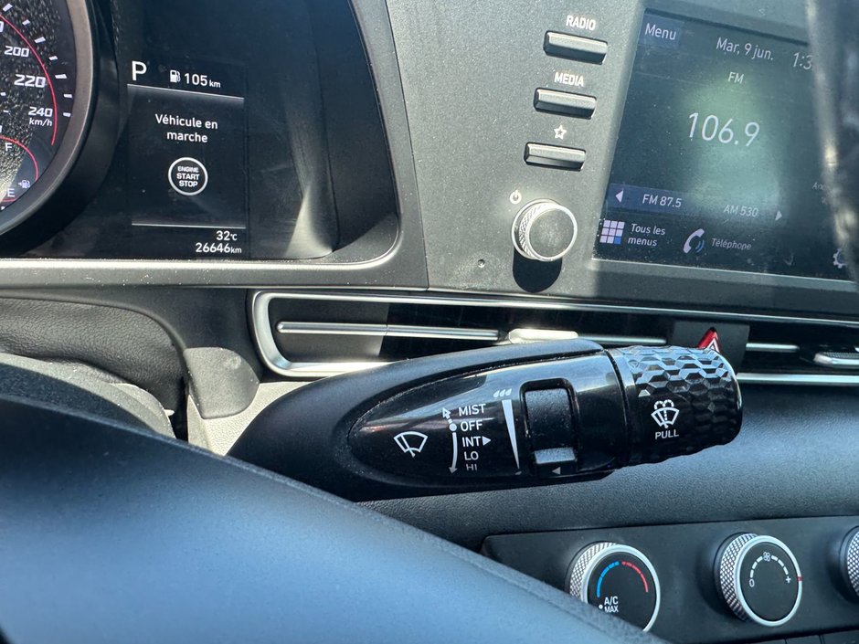 Hyundai Elantra Preferred 2021-18