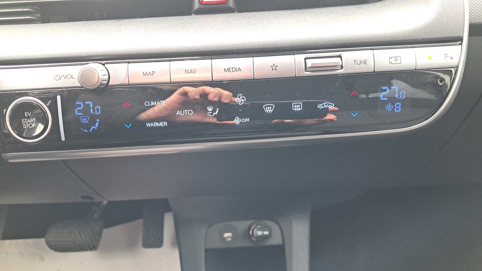 2023 Hyundai IONIQ 5 Preferred-26