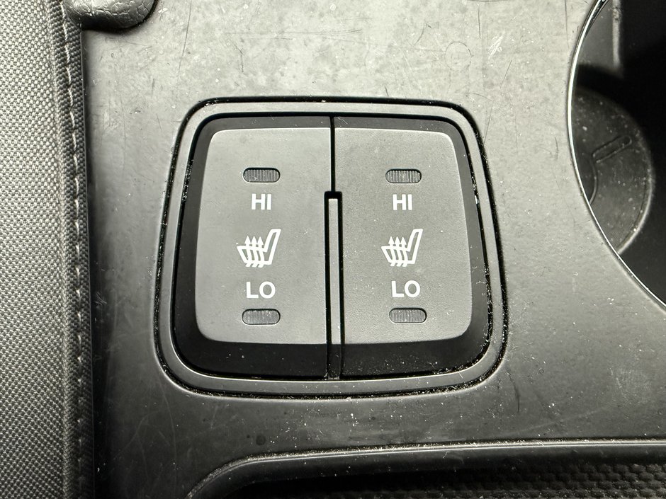 2015 Hyundai Sonata Hybrid Limited-33