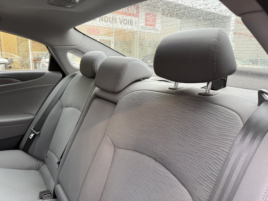 2015 Hyundai Sonata Hybrid Limited-35