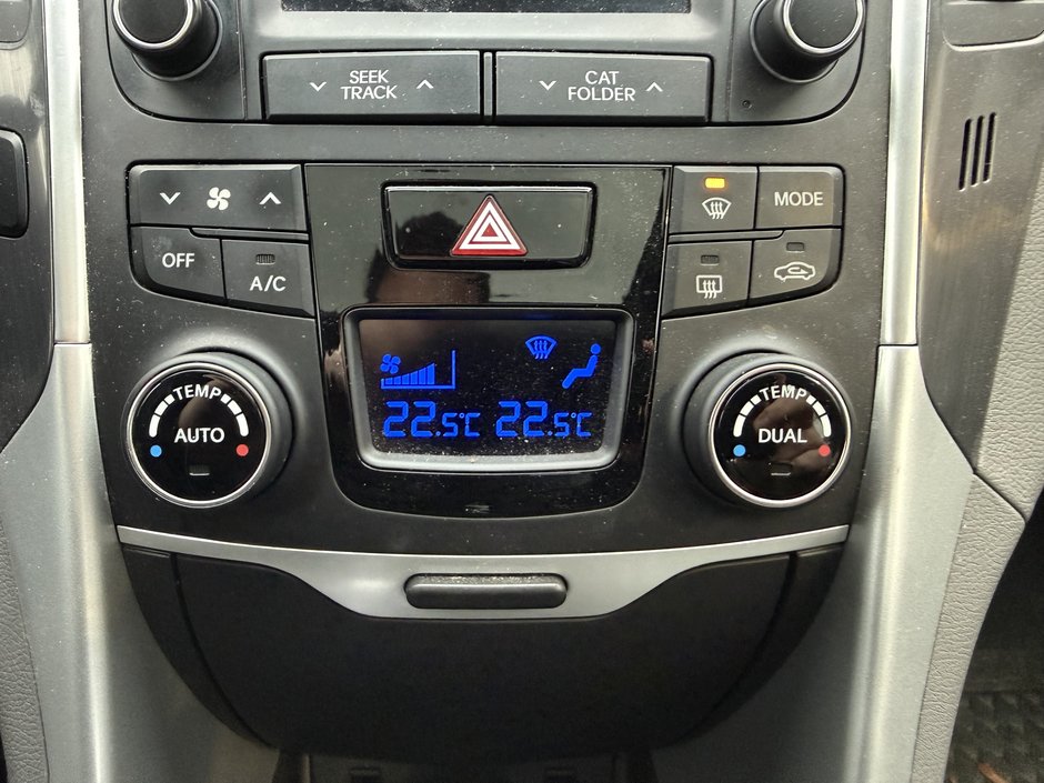 2015 Hyundai Sonata Hybrid Limited-29