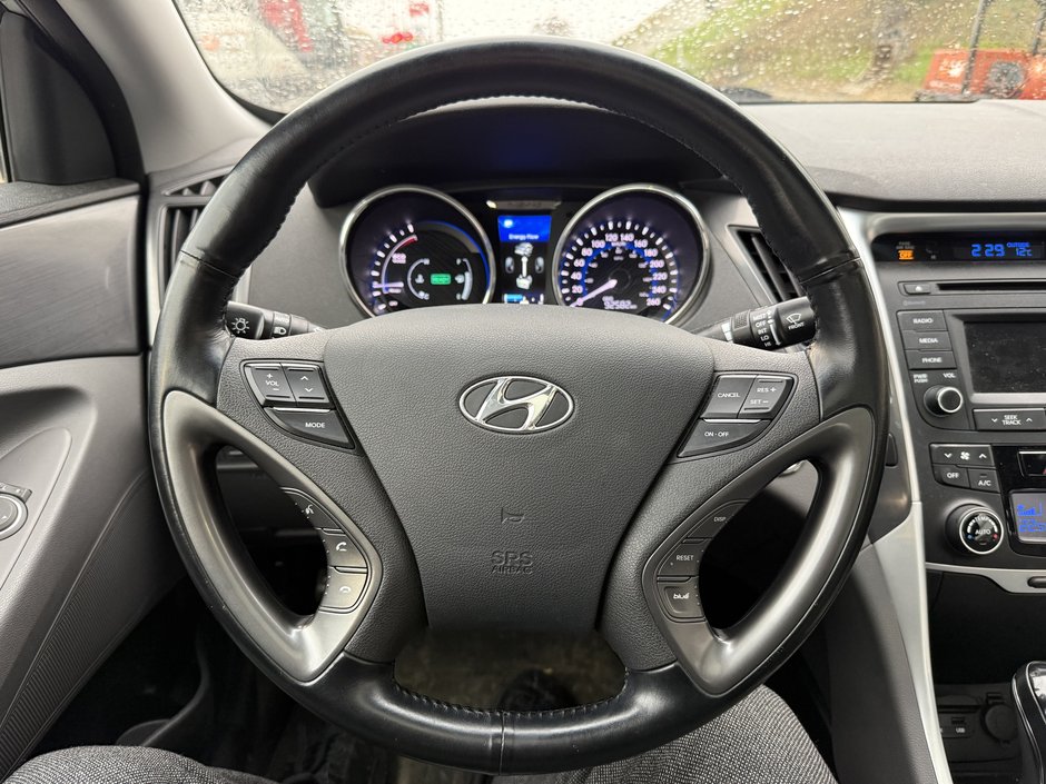 2015 Hyundai Sonata Hybrid Limited-13