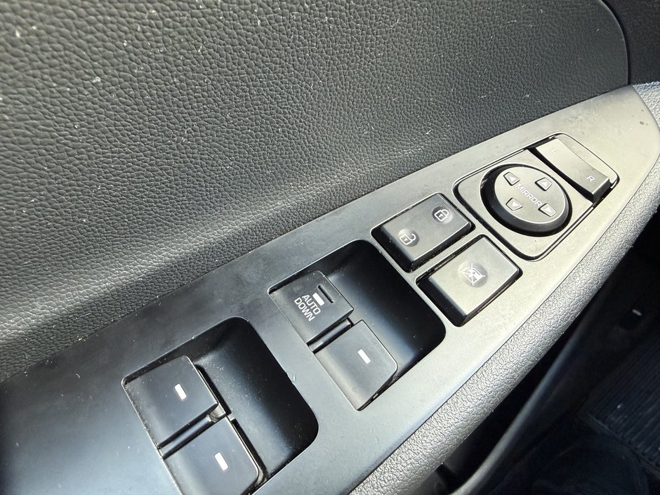 2020 Hyundai Tucson Essential-19