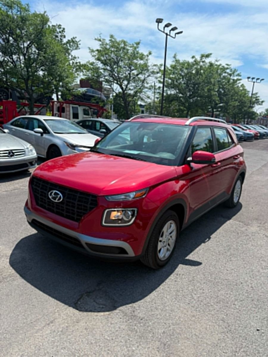 2022 Hyundai Venue SE Preferred-0