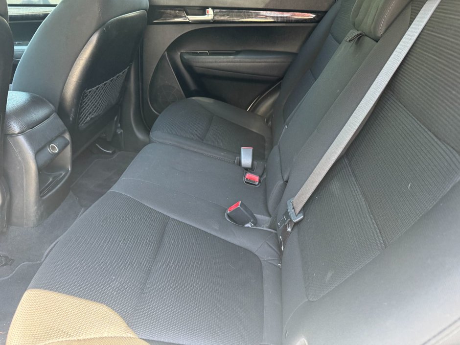 2014 Kia Sorento-9
