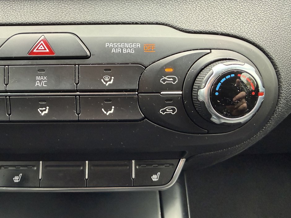 2016 Kia Sorento 2.0L Turbo LX+-30