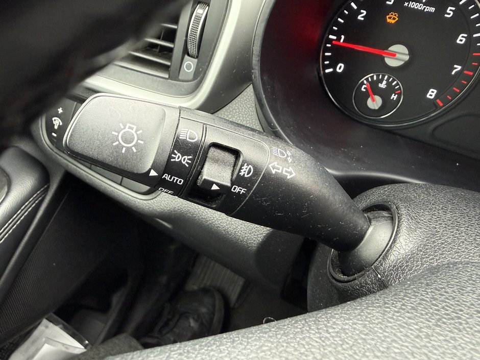 2016 Kia Sorento 2.0L Turbo LX+-16