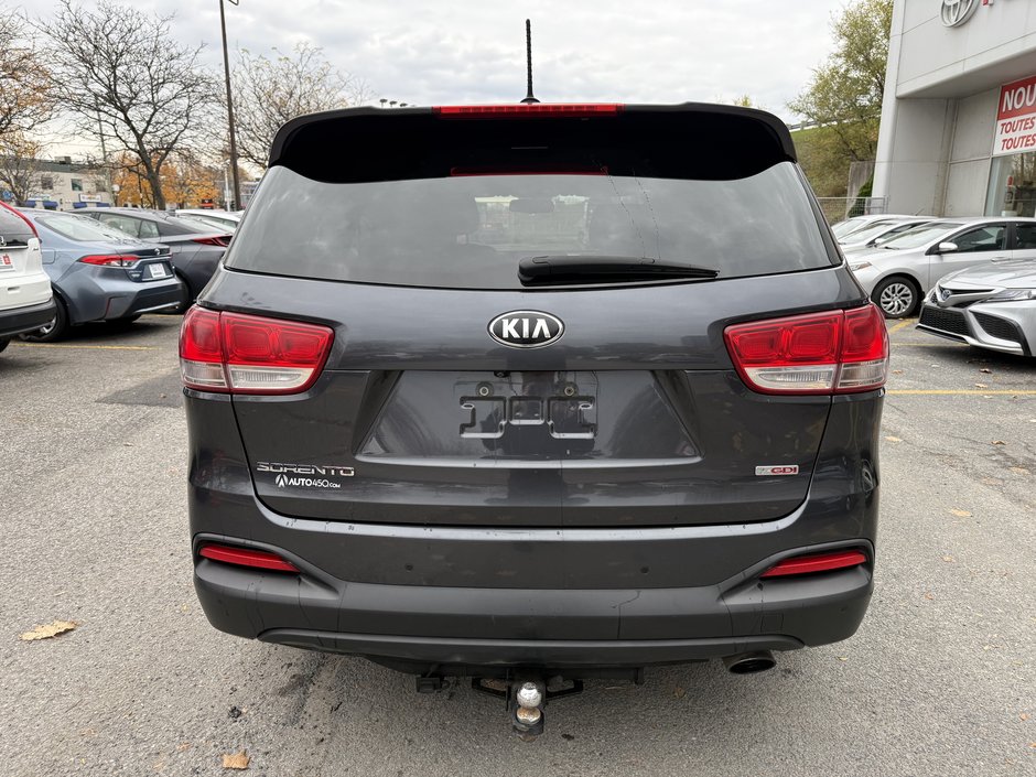 2016 Kia Sorento 2.0L Turbo LX+-4