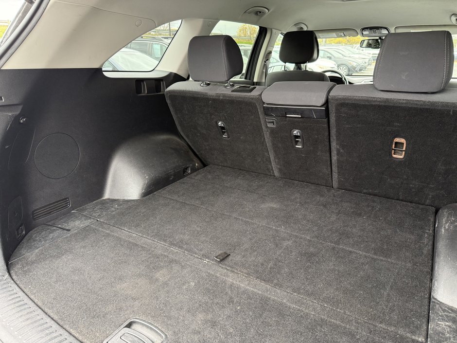 2016 Kia Sorento 2.0L Turbo LX+-40