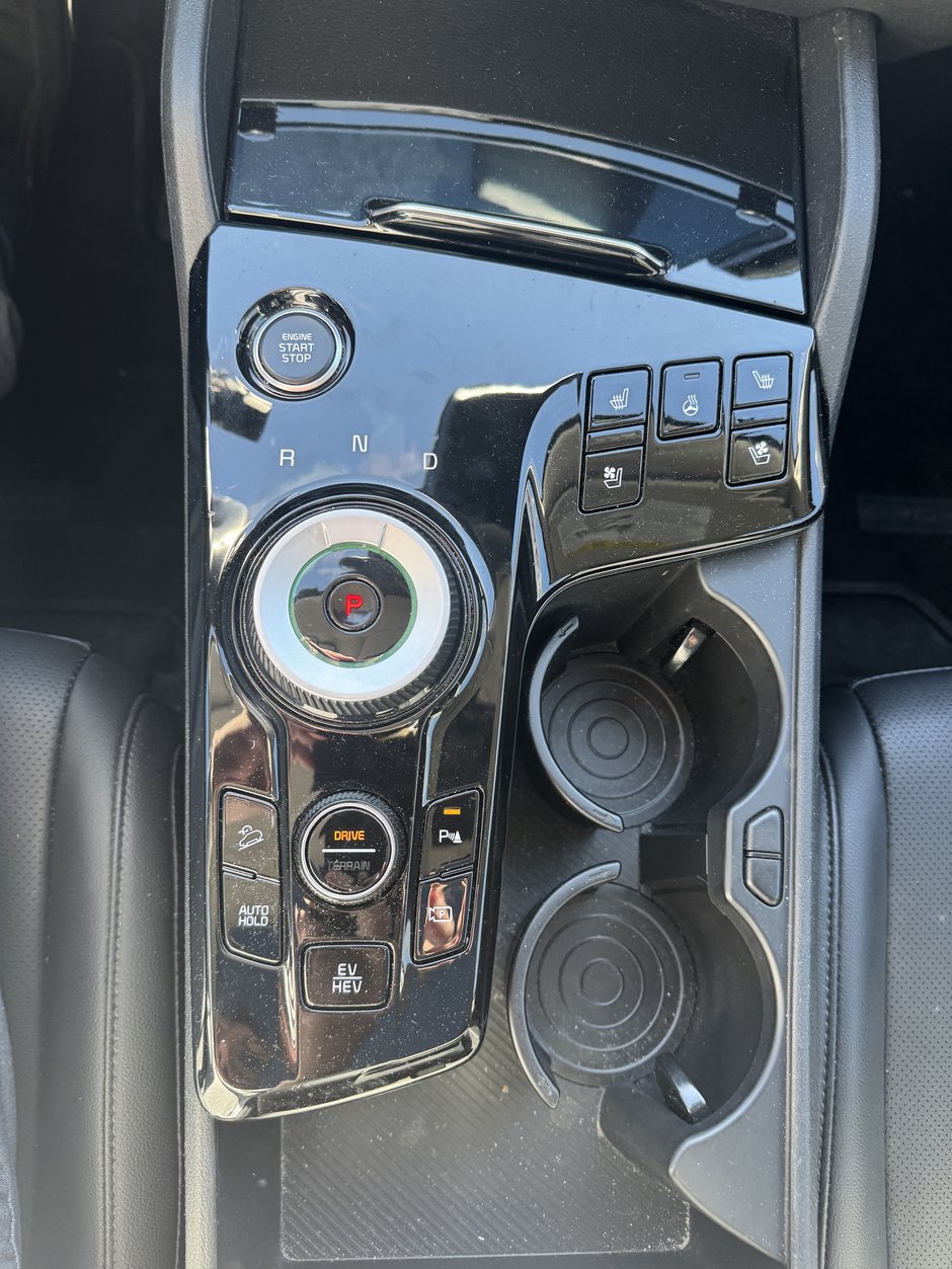 2023 Kia Sportage Plug-In Hybrid SX-14