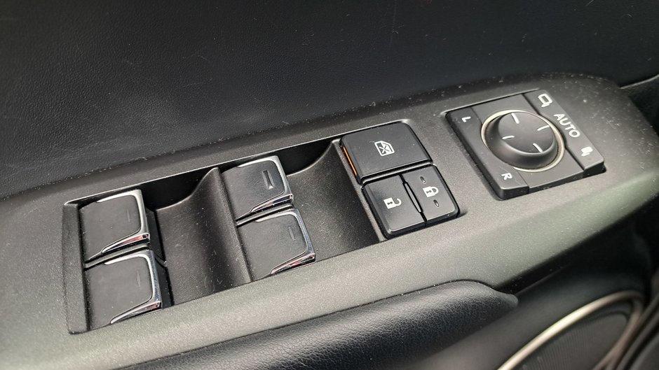 2019 Lexus NX 300h-24