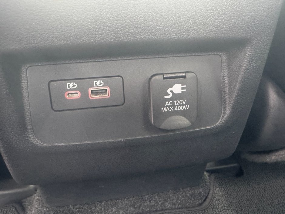 2022 Nissan Frontier-11