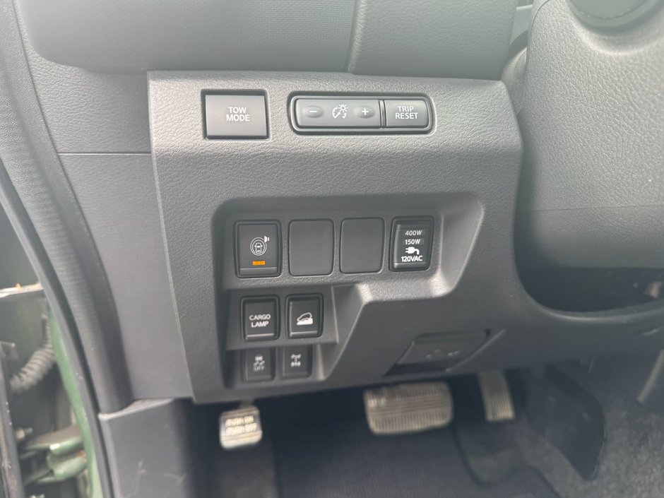 2022 Nissan Frontier-17