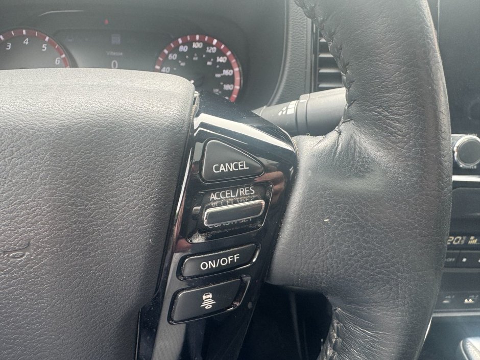 2022 Nissan Frontier-24