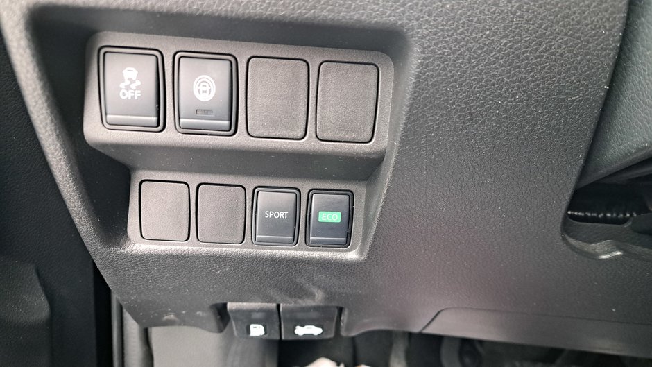 2021 Nissan Qashqai S-23