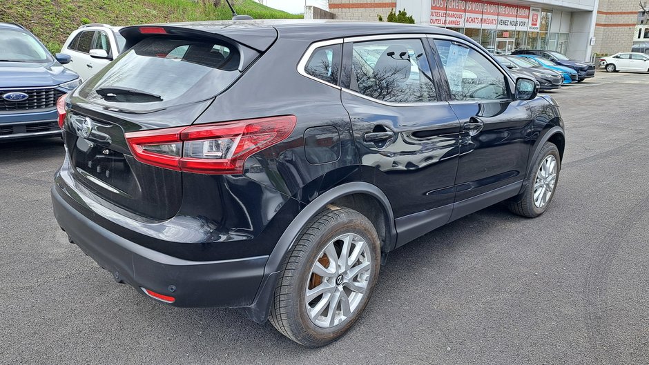 2021 Nissan Qashqai S-3