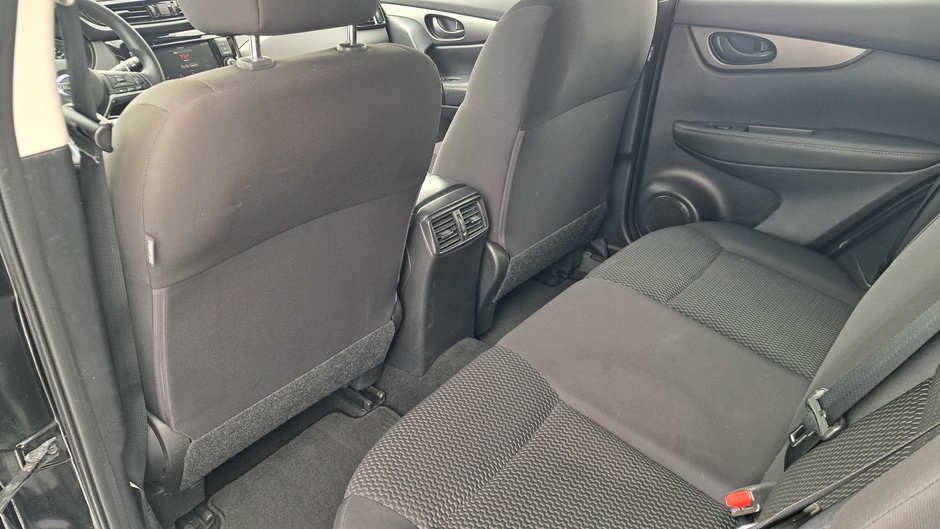 2021 Nissan Qashqai S-26