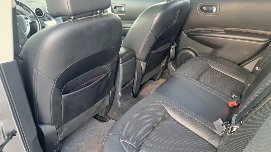 Nissan Rogue SL 2012-28