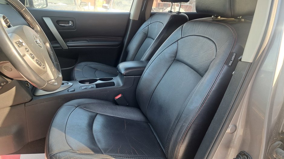 Nissan Rogue SL 2012-8