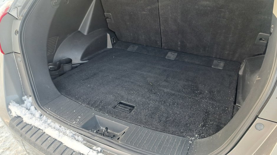 Nissan Rogue SL 2012-31